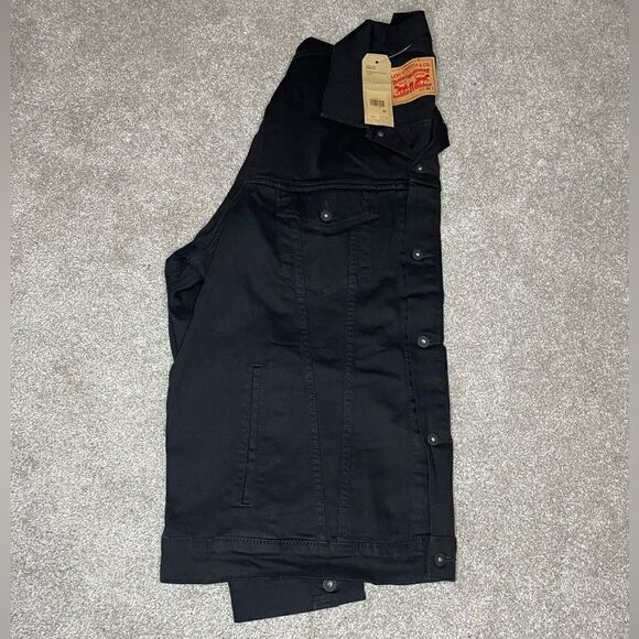 Levi's Other - NWT Levi’s Stretch Denim Jacket